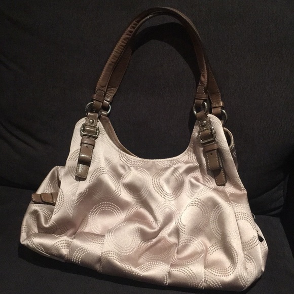 Coach purse - Picture 2 of 4